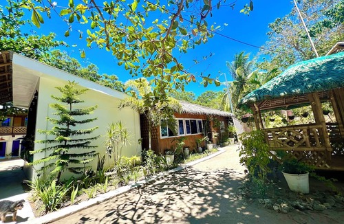 Carles Resort | Treasure Beach Co.