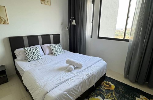 Bukit Kecil Apartment | Icon Residence Luxury Condo