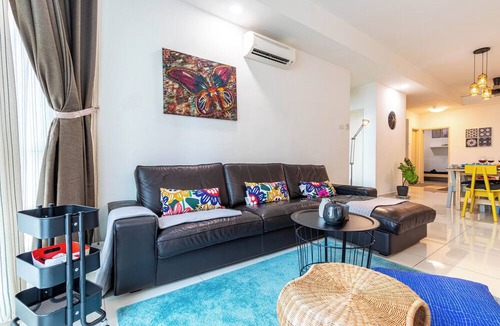 Bandar Tun Razak Apartment | Sleeps 6 New Bukit Jalil Fiber Long Short Stay