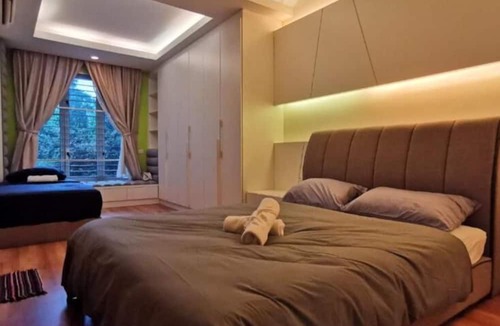 Bukit Baru Villa | Melaka Private Pool Villa by uBook