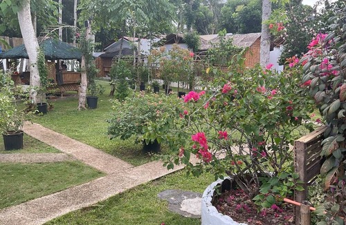 Dauis Cabin | Kubo B (M&K’s Guest House)