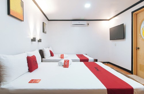 Quezon Province Hotel | Reddoorz @ La Sefa Hotel And Resort Atimonan