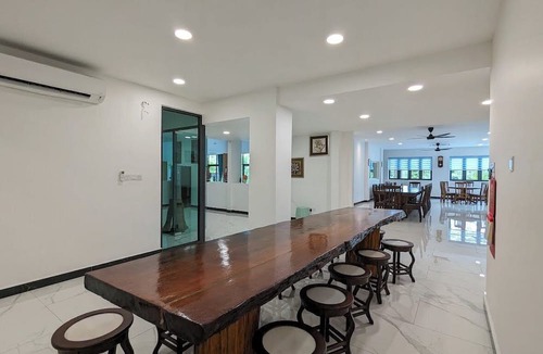 Hulu Selangor House | 5 Bedroom Luxury Villa in the lush rainforest of Malaysia