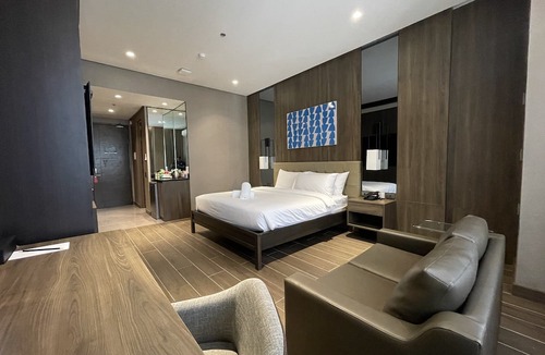Diliman Hotel | Hotel A and A Quezon City powered by Cocotel