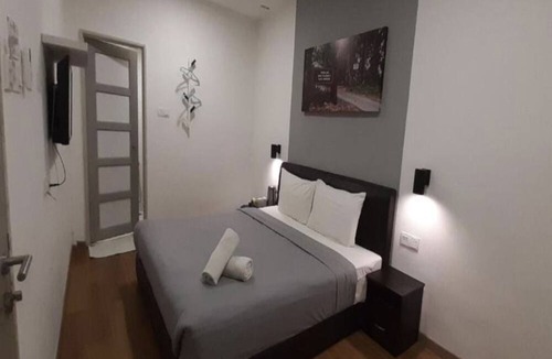 Pekan Melayu Hotel | OYO 89492 Carlton Inn Bukit Ubi
