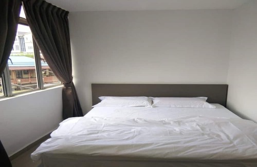 Simpang Renggam Hotel | OYO 90953 Song 99 Hotel