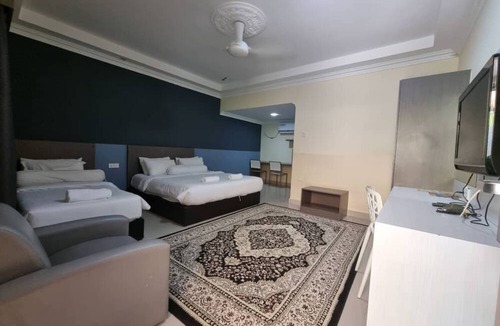 Sekinchan Hotel | OYO 89849 Sekin Hotel And Resort