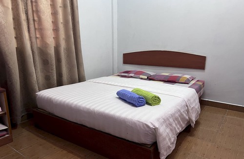 Kampung Lubok Setol Hotel | OYO 90967 Homestay Chalet Warisan Siti