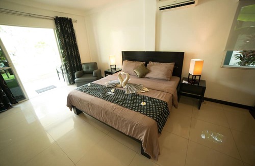 Tawala Hotel | Alona Royal Palm Resort