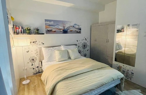 Bantud Hacienda Condo | Amourette's Studio at Mesaavirre Garden