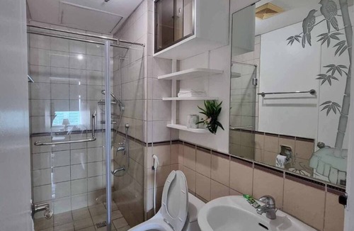 Barangay 670 Apartment | Modern Oriental Experience MNL
