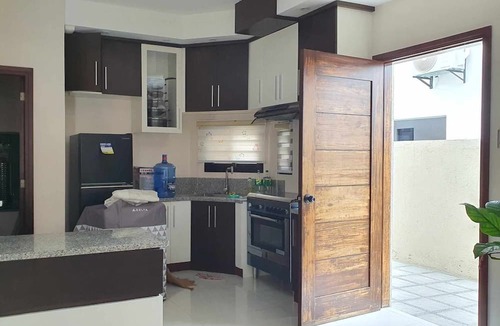 Angeles City House | Friendly, quiet, secured area with swimming pool.