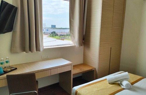 Pasir Penambang Hotel | Sunflower World Hotel