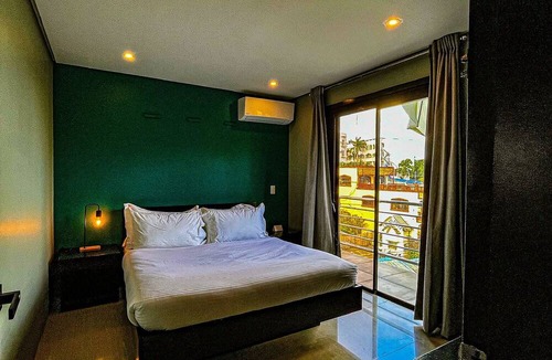 Yapak Hotel | The Pacific Coast Suites