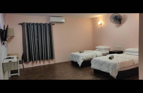 Kuala Rompin House | Tazrah Roomstay