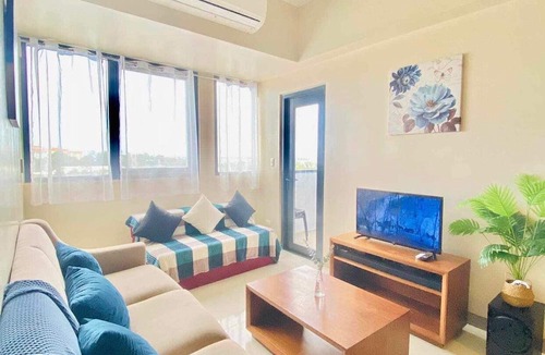 Lapu-Lapu Apartment | Family room 2 bedrooms