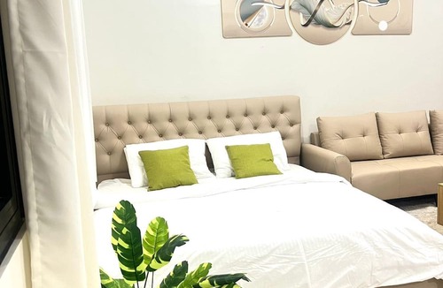 Caloocan Condo | Hill Residence by Sarah Rentals