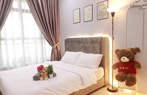 Johor Bahru House | WI-FI Spacious 3BR Balcony View