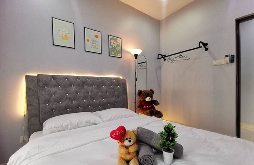 Johor Bahru House | WI-FI Spacious 3BR Balcony View
