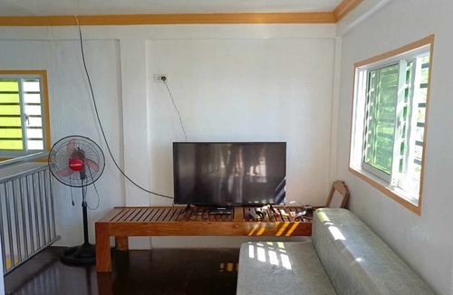 Catangnan House | Relax with friends at this peaceful place to stay in siargao island