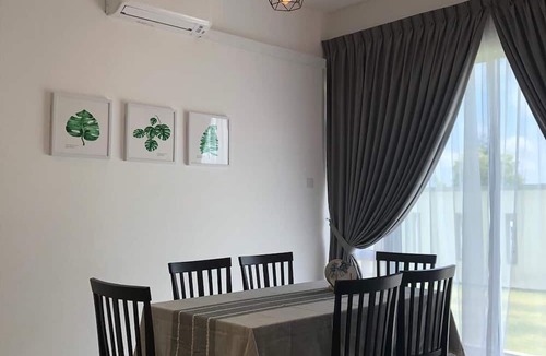Bandar Penawar Villa | Hom Villa 16-25 pax