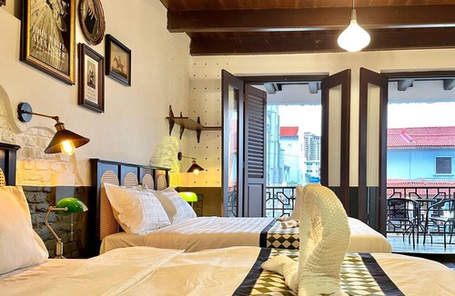 Bandar Melaka House | Wayfarer Guest House Malacca