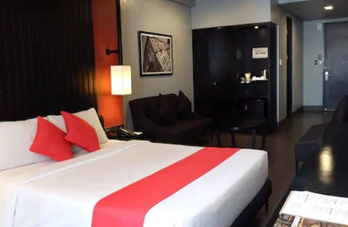 Ermita Night District Hotel | Amelie Hotel Manila