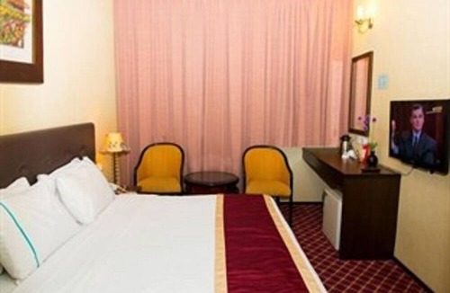 Taman Mount Austin Hotel | Hotel Vistaria