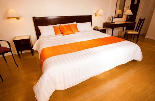 Iloilo City Proper Hotel | Harbor Town Hotel