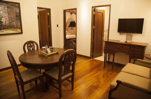 Vigan Hotel | Hotel Felicidad