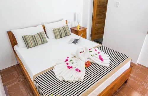 Daanbantayan Hotel | Evolution Dive and Beach Resort