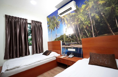 Chinatown Hotel | Rain Forest Hotel