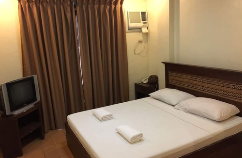 Tagbilaran Hotel | Darunday Manor