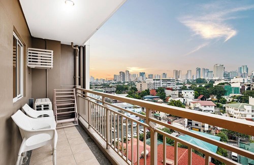 Pasig Condo | 2-bedroom Unit in Pasig, 10mins to BGC, Free Parking | Haven at the 14th