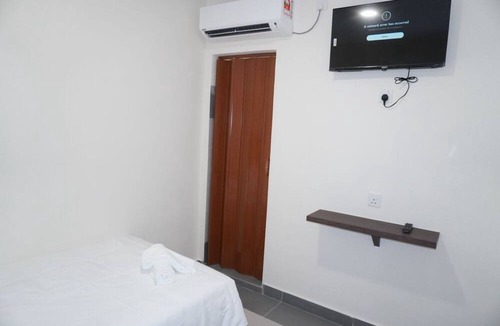 Gelang Patah Hotel | Hotel Shlyo - Taman Nusantara Prima