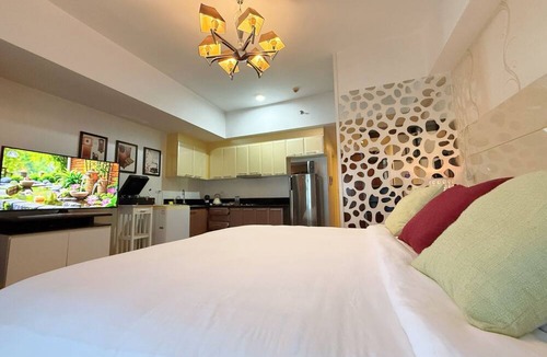 Pinagsama Apartment | MaxStays Max Pavilion at The Venice Residences