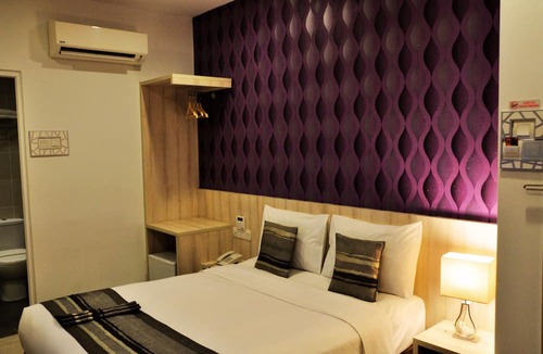Bandar Meru Raya Hotel | Valya Hotel