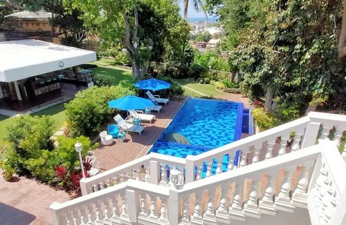 Taal Hotel | Paradores Del Castillo
