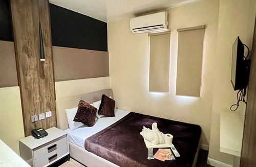 Quiapo Hotel | Hotel 99 Quiapo Manila