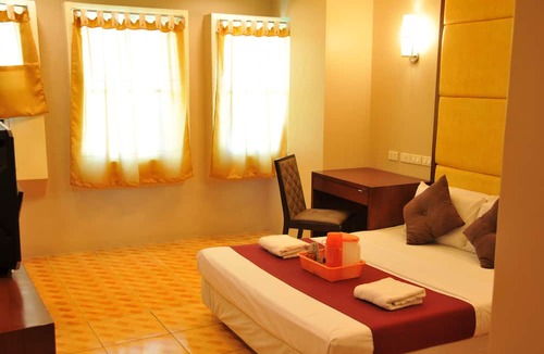 Iloilo City Proper Hotel | Ong Bun Pension House