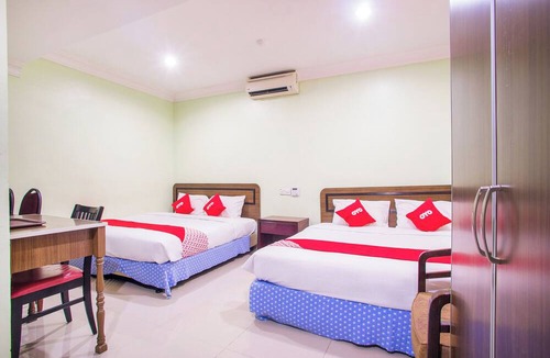 Kampung Selayang Pandang Hotel | Hotel O Casavilla Hotel