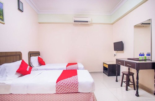 Kampung Selayang Pandang Hotel | Hotel O Casavilla Hotel