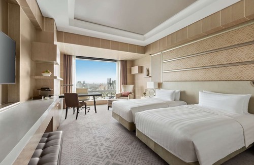 Bonifacio Global City Hotel | Shangri-La The Fort, Manila