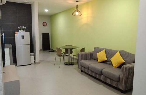 Malacca City Hotel | Lemon8 Hotel Apartment