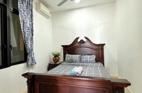 Medini Apartment | Spacious 4-bedroom apartment 1725 in Medini. Just 10mins walk to legoland.