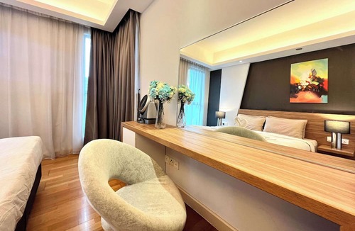 Golden Triangle Apartment | High-Floor Suasana KL Stay, Cozy & Central