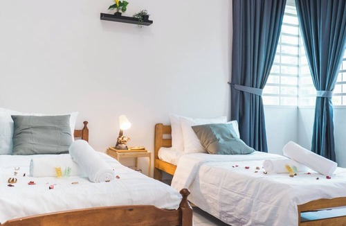 Bandar Puncak Alam House | Puncak Alam Double Storey 10pax Family Free-wifi