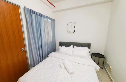 Bandar Baru Bangi Condo | Jom La @ 2 Rooms De Centrum (Netflix) Bangi, Kajang