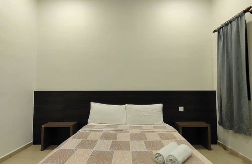 Kampung Jawa House | Jawa Townstay: Private Parking/Near Jonker/Free wifi