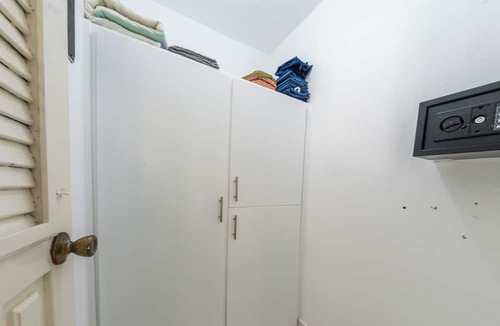 La Mulata I Condo | Lovely Palms Condo short distance to beaches